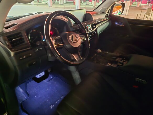 2016 Lexus LX 570 III Рестайлинг 2, чёрный - вид 6