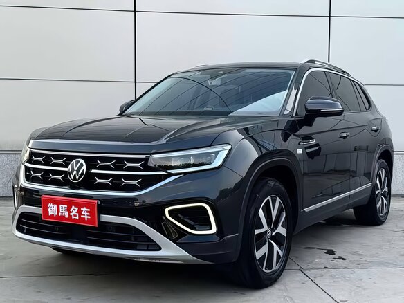 2023 Volkswagen Tayron I Рестайлинг, чёрный