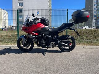 2022 Triumph Tiger Sport 660, красный, 900000 рублей, вид 1