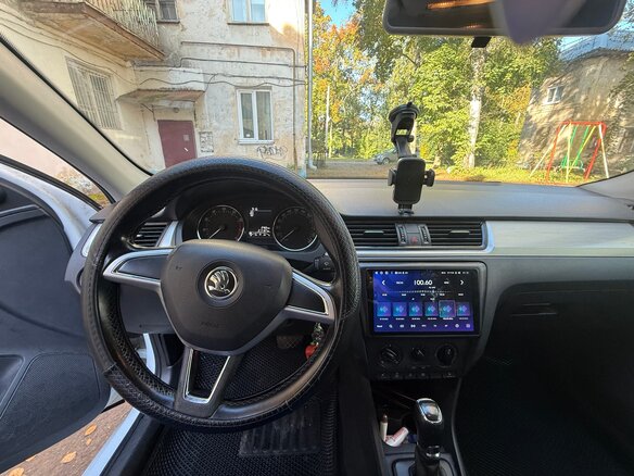 2015 Skoda Rapid I, белый - вид 9