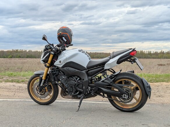 2011 Yamaha FZ8, белый, 650000 рублей - вид 2