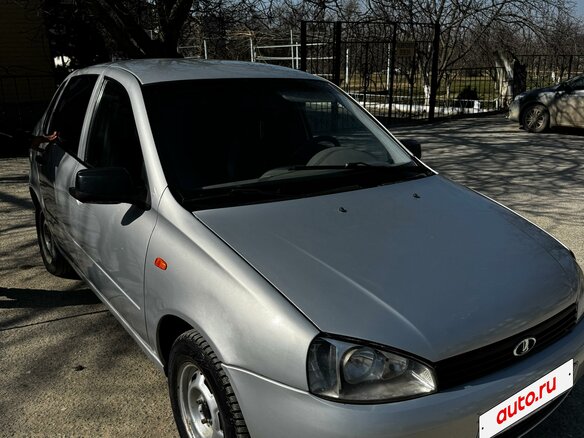 2009 Lada (ВАЗ) Kalina I, серебристый, 225000 рублей - вид 2