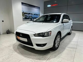 2008 Mitsubishi Lancer X, белый, 520000 рублей, вид 2