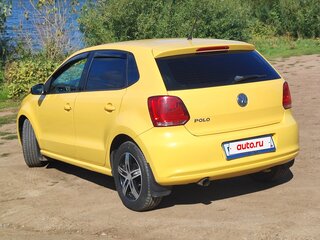 2011 Volkswagen Polo V, бежевый, 730000 рублей, вид 4