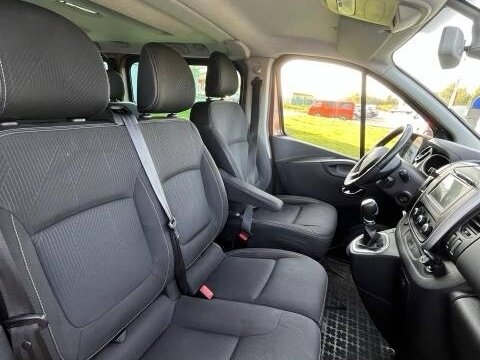 2020 Renault Trafic III, коричневый, 3200000 рублей - вид 9