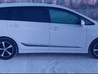 2016 Toyota Wish II Рестайлинг, белый, 1950000 рублей, вид 2
