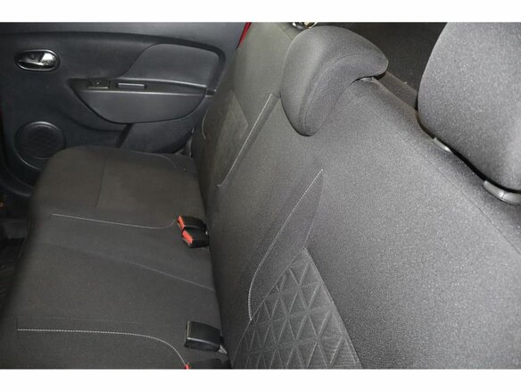 2015 Renault Sandero Stepway II, красный - вид 6