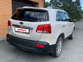 2010 Kia Sorento II, бежевый, 1450000 рублей, вид 4