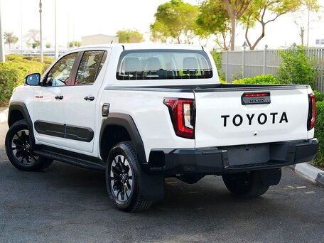 2026 Toyota Hilux IX, белый, 8440000 рублей, вид 4