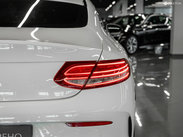 2017 Mercedes-Benz C-Класс 180 IV (W205), белый, 2600000 рублей - вид 14