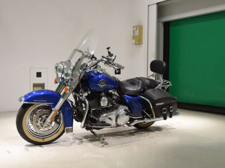 2010 Harley-Davidson Road King, синий, 750000 рублей, вид 1