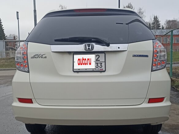 2012 Honda Fit Shuttle I, белый - вид 3