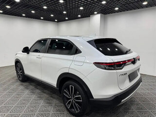 2023 Honda Vezel II, белый, 2150000 рублей, вид 4