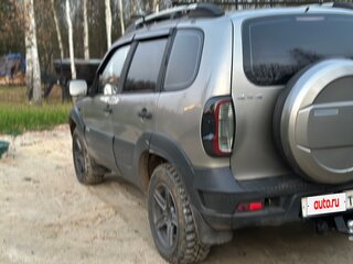 2009 Chevrolet Niva I Рестайлинг, серый, 430000 рублей, вид 3