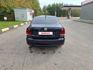 2016 Volkswagen Polo V Рестайлинг, чёрный, 750000 рублей, вид 4