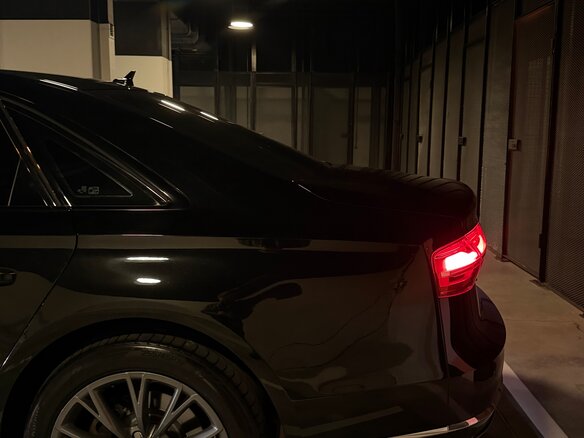2015 Audi A8 Long III (D4) Рестайлинг, чёрный, 2380000 рублей - вид 28