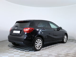 2016 Mercedes-Benz A-Класс 180 III (W176) Рестайлинг, чёрный, 1586700 рублей, вид 5