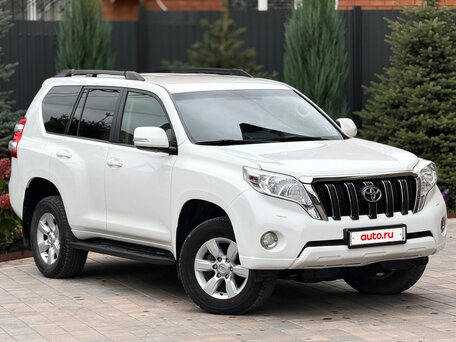 2015 Toyota Land Cruiser Prado 6-speed 150 Series Рестайлинг 1, белый, 3380000 рублей, вид 1