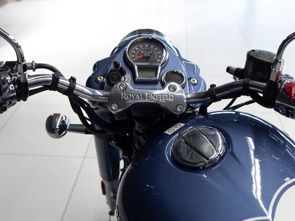 2026 Royal Enfield Classic 650, синий, 703000 рублей - вид 19