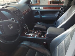 2005 Volkswagen Touareg I, серый, 1100000 рублей, вид 4