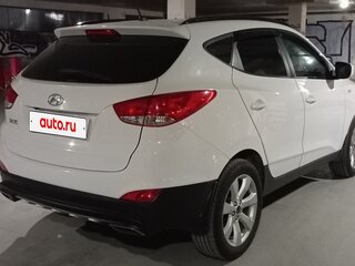 2014 Hyundai ix35 I Рестайлинг, белый, 1400000 рублей, вид 3