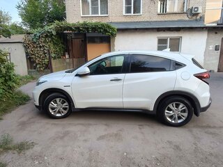 2017 Honda Vezel I, белый, 1900000 рублей, вид 2