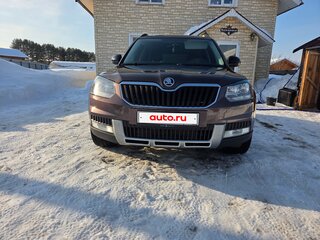 2015 Skoda Yeti I Рестайлинг, коричневый, 1380000 рублей, вид 3