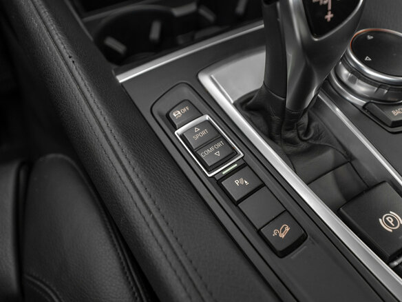 2016 BMW X6 30d II (F16), серый, 3590000 рублей - вид 19