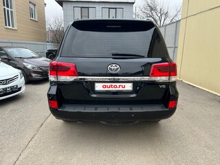 2016 Toyota Land Cruiser 200 Series Рестайлинг 2, чёрный, 4250000 рублей, вид 5