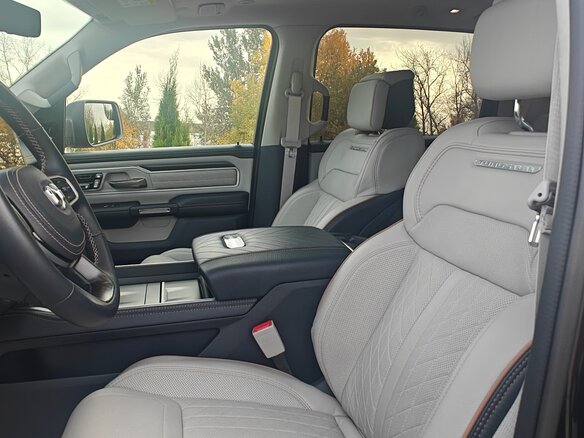 2025 Ram 1500 Crew Cab V Рестайлинг, чёрный, 9800000 рублей - вид 17