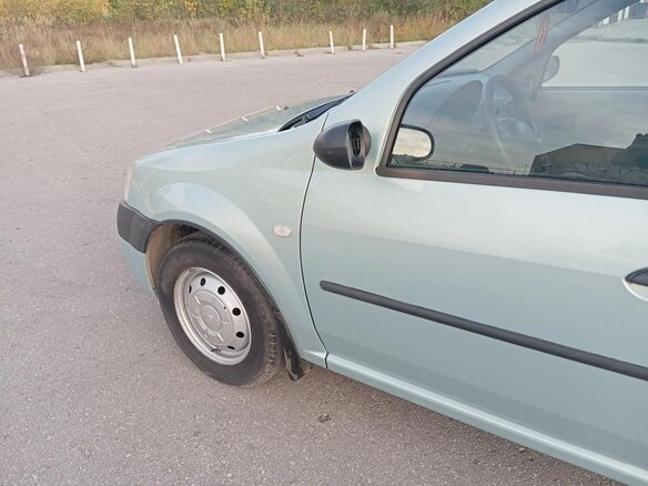 2006 Renault Logan I, зелёный - вид 3