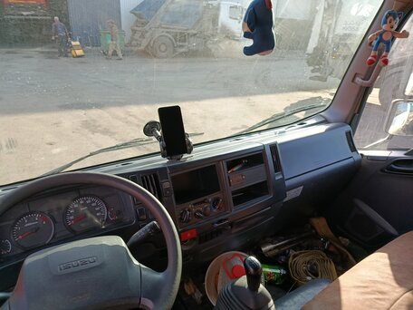 2022 Isuzu Elf (N-series), белый, 3500000 рублей, вид 3