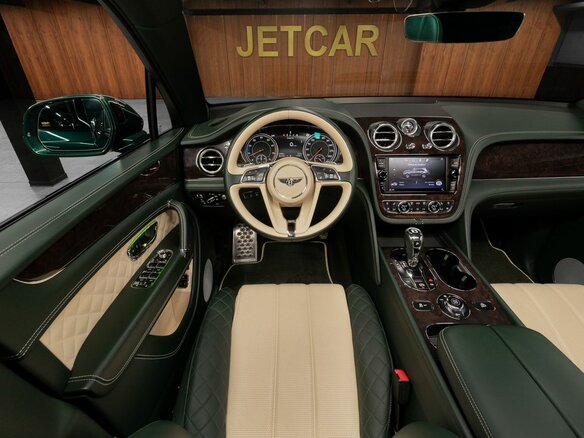 2018 Bentley Bentayga I, зелёный, 14990000 рублей - вид 14