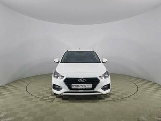 2017 Hyundai Solaris II, белый, 1330000 рублей, вид 2