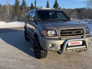2002 Toyota Sequoia I, серебристый, 1650000 рублей, вид 2