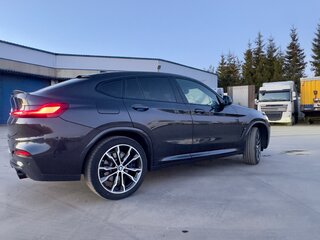 2021 BMW X4 30d II (G02), серый, 5450000 рублей, вид 2