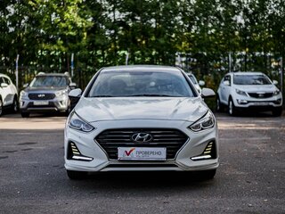 2018 Hyundai Sonata VII (LF) Рестайлинг, белый, 1525000 рублей, вид 3