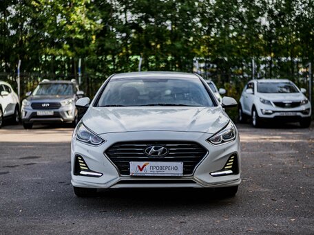 2018 Hyundai Sonata VII (LF) Рестайлинг, белый, 1525000 рублей, вид 3