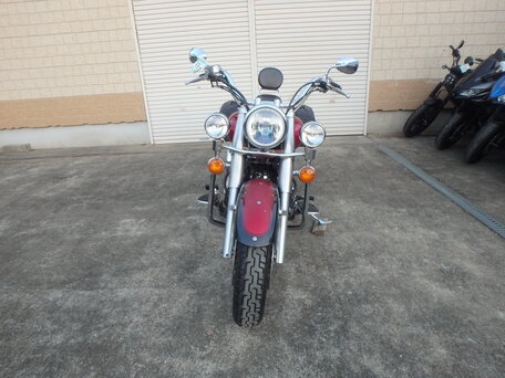 2004 Yamaha XVS1100, красный, 550000 рублей, вид 4