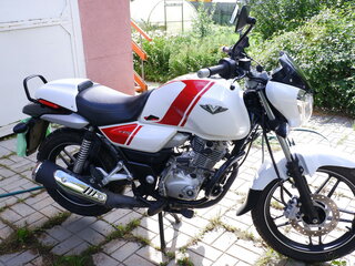 Bajaj V 150