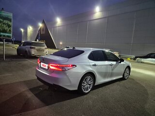 2019 Toyota Camry VIII (XV70), белый, 2650000 рублей, вид 5