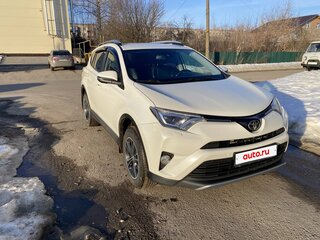 2017 Toyota RAV4 IV (XA40) Рестайлинг, белый, 2850000 рублей, вид 2