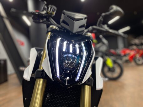 2026 QJMotor SRK 550, синий, 569000 рублей, вид 4