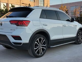 2022 Volkswagen T-Roc I Рестайлинг, белый, 1600000 рублей, вид 4