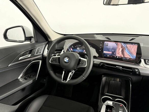 2025 BMW X1 25Li xDrive III (U11/U12), белый - вид 9