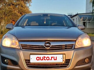 2011 Opel Astra H Рестайлинг, серый, 650000 рублей, вид 2