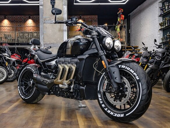 2026 Triumph Rocket 3, чёрный, 3390000 рублей - вид 19