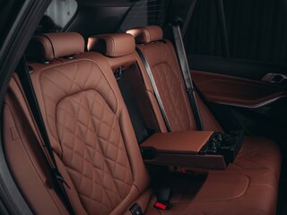 2025 BMW X5 30d IV (G05/G18) Рестайлинг, чёрный, 17812800 рублей, вид 4