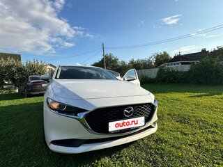 2019 Mazda 3 IV (BP), белый, 2100000 рублей, вид 2
