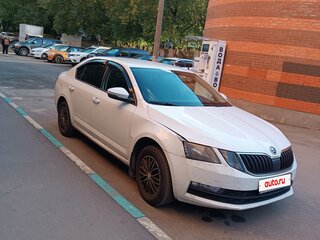 2018 Skoda Octavia III (A7) Рестайлинг, белый, 970000 рублей, вид 1